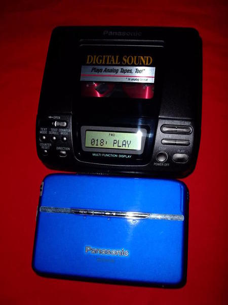 DCC w Walkman